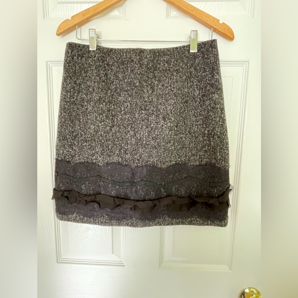 Nw/oT- Tahari mini skirt size 8
